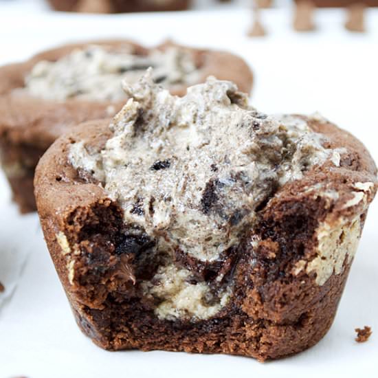 Oreo Cheesecake Stuffed Cookie Cups - Recipe photo by goodmorningcali