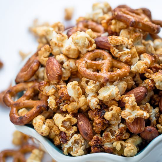 Slow Cooker Caramel Popcorn - Recipe photo by LifemadeSweeter