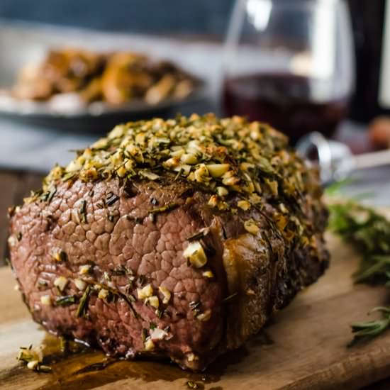 Rosemary Garlic Rib Eye Roast - Recipe photo by cookienameddesire