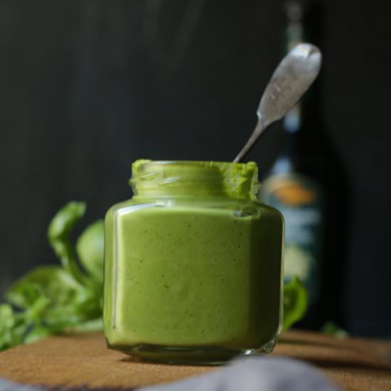 Pesto with Balsamic Candied Cashews - Recipe photo by foodfashionparty