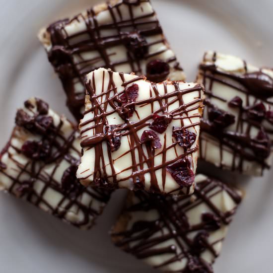 White Chocolate Cranberry Bars - Recipe photo by modestmarce