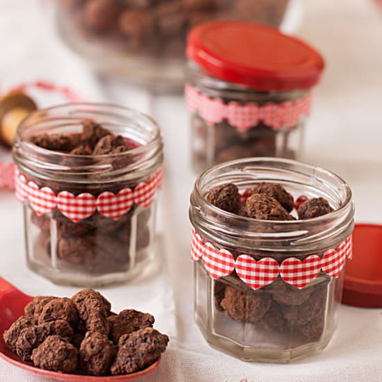 Caramel and Chocolate Nuts - Recipe photo by Lolah