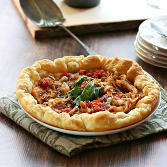 Tomato and Onion Appetizer Pastries - Recipe photo by Hungry Couple