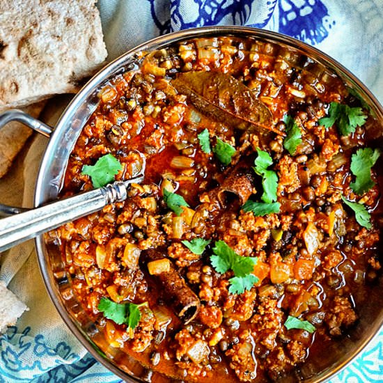 Dal Makhani with Lamb - Recipe photo by keviniscooking