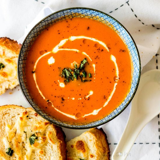 Roasted Tomato And Basil Soup - Recipe photo by easybabymeals