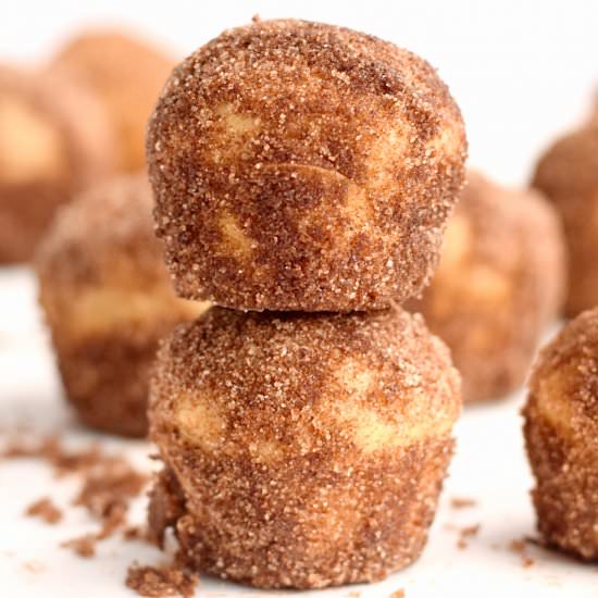 Nutella Churro Donut Muffins - Recipe photo by trufflesandtrends
