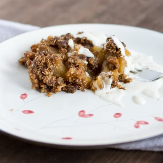 Easy Apple Crumble - Recipe photo by foodieawareness