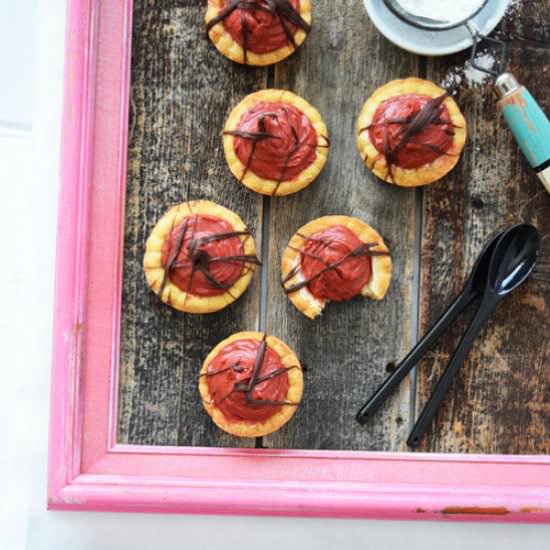 Red Velvet Cheesecake Cookie Cups - Recipe photo by naivecookcooks