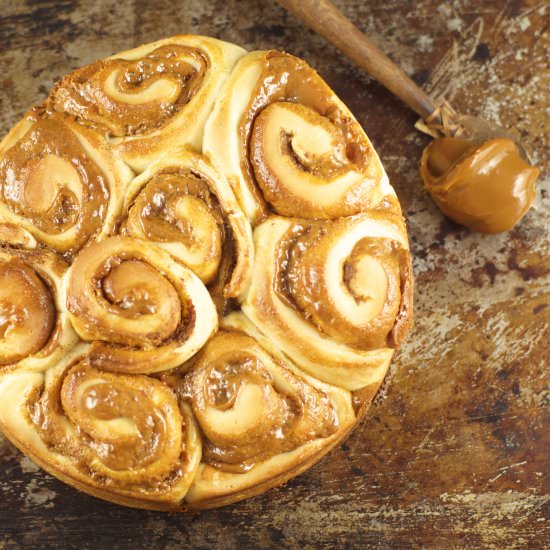 Dulce de Leche Cinnamon Rolls - Recipe photo by tiffanybendayan