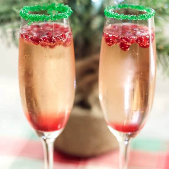Christmas Champagne Cocktails - Recipe photo by cookingwithjanica
