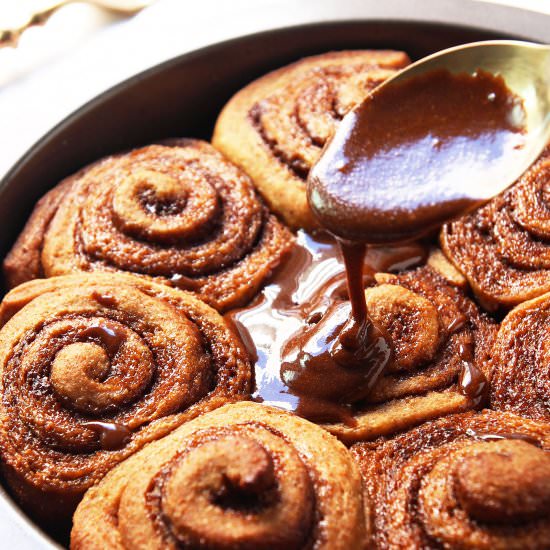 Gingerbread Cinnamon Rolls - Recipe photo by Leelalicious