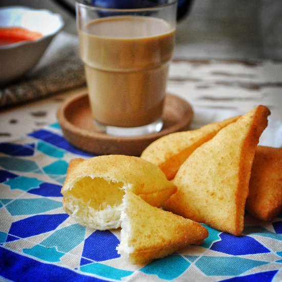 Khameer/Bakhmri - Recipe photo by Savory and Sweet Food