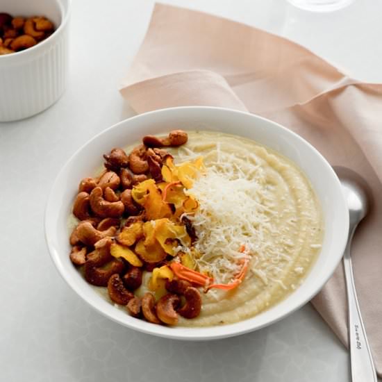 Cauliflower Soup with Cashews - Recipe photo by sugarsalted