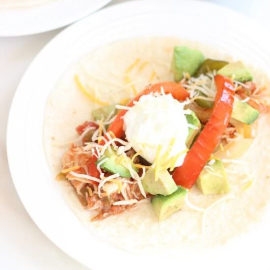 Salsa Chicken Fajitas - Recipe photo by thegoldlininggirl