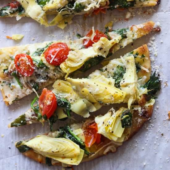 Artichoke Tomato Spinach Flatbread - Recipe photo by littlebroken