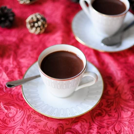 Vegan Peppermint Hot Chocolate - Recipe photo by teaspoonliving