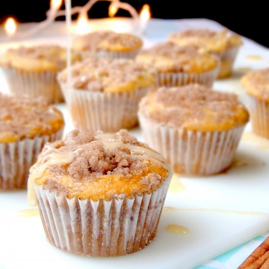 Streusel Eggnog Cupcakes with Glaze - Recipe photo by Cooking Creation