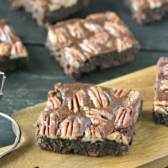 Maple Pecan Brownies (Grain Free) - Recipe photo by EverydayMaven