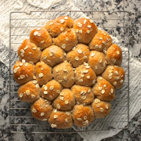 Honey-Wheat Dinner Rolls - Recipe photo by marilenaskitchen