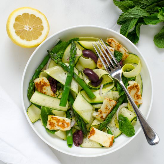 Zucchini ribbons and halloumi salad - Recipe photo by asweetmuddle
