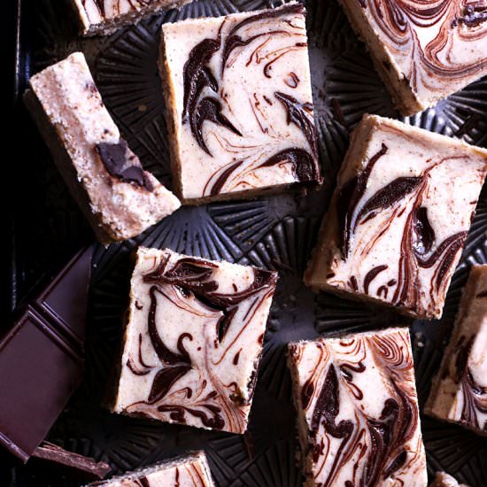Chai Spice Cheesecake Bars - Recipe photo by tuttidolci