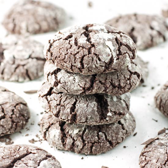 Chocolate Crinkle Cookies - Recipe photo by 2Teaspoons