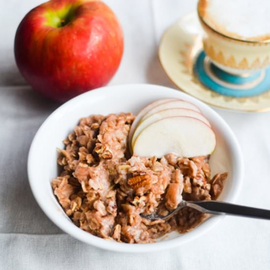 Apple Pie Oatmeal - Recipe photo by warmvanillasugar