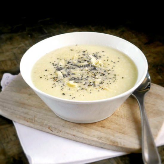 Cauliflower Gruyere Soup - Recipe photo by foodidies