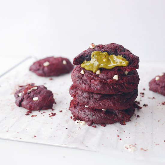 Matcha Stuffed Red Velvet Cookies - Recipe photo by yellowfingers