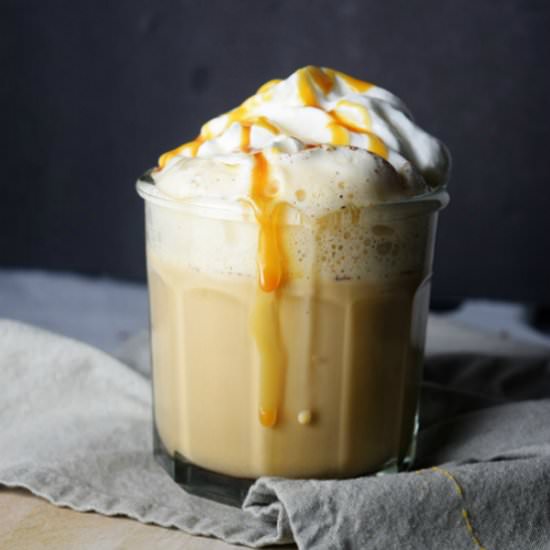 Easy Caramel Latte - Recipe photo by naivecookcooks