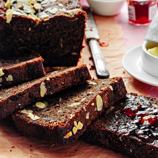 Chocolate Cake With Pecan & Prunes - Recipe photo by cubesnjuliennes