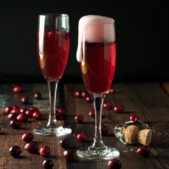Cranberry Champagne Cocktails - Recipe photo by 2Teaspoons
