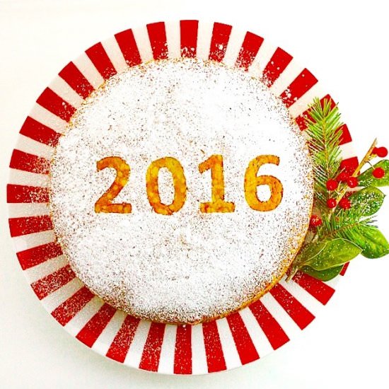 Greek New Year's Cake - Recipe photo by marilenaskitchen