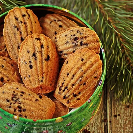 Gingerbread Madeleines - Recipe photo by Simple Sugars