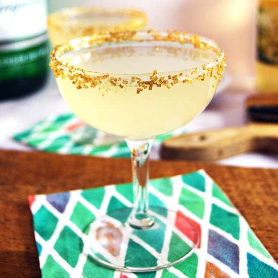 The Resolution: A Prosecco Cocktail - Recipe photo by thecharmingdetroiter