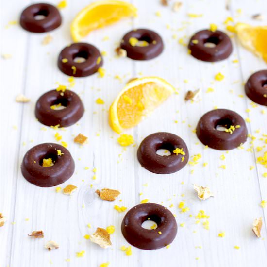 Raw Chocolate Orange Rounds - Recipe photo by TheFitFoodie
