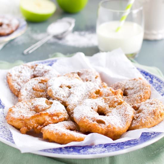 Appelflappen (Dutch Apple Fritters) - Recipe photo by kiwicook