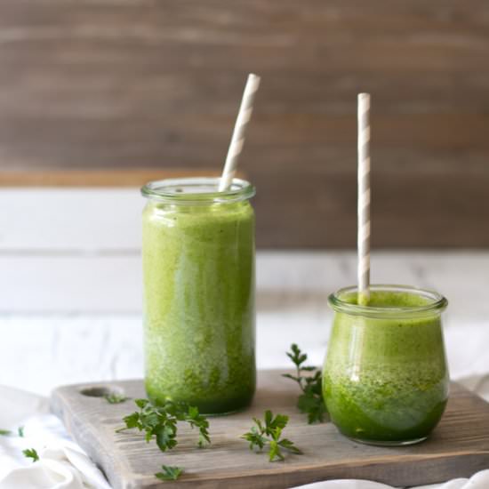 Green Power Smoothie - Recipe photo by DeniseRenee