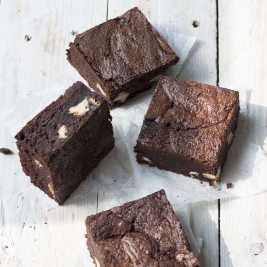 Chocolate Brownies - Recipe photo by NestWarehouse