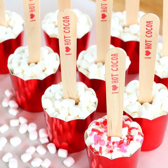 Valentine's Day Hot Cocoa Sticks - Recipe photo by BakersPartyShop