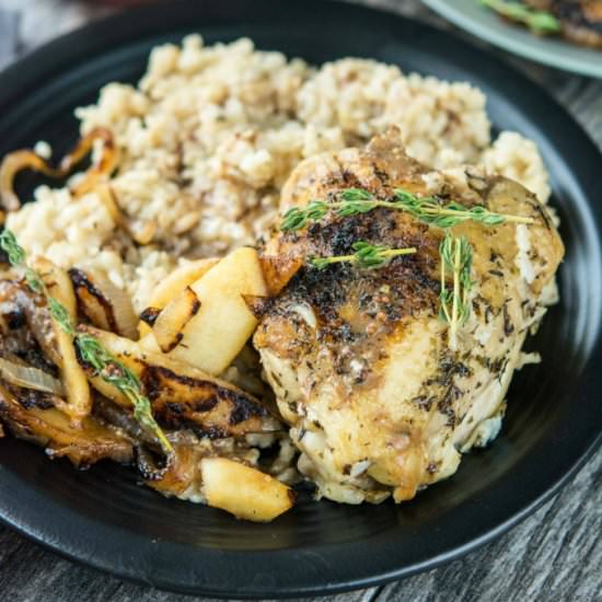 Chicken with Caramelized Apples - Recipe photo by slowcookergourmet