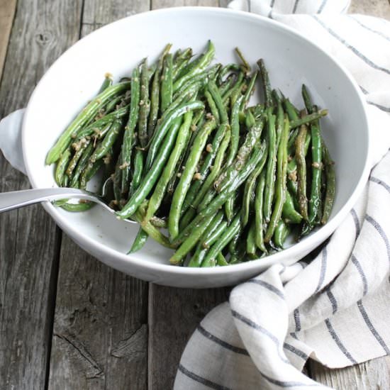 Garlic Green Beans - Recipe photo by HollyatTasteAndSee