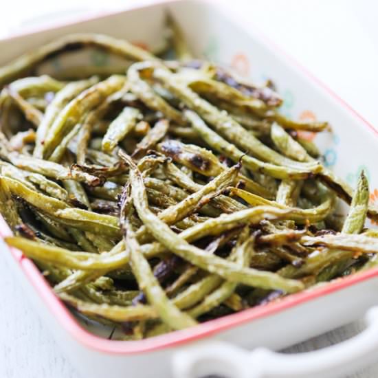 Oven-Roasted Parmesan Green Beans - Recipe photo by pipandebby