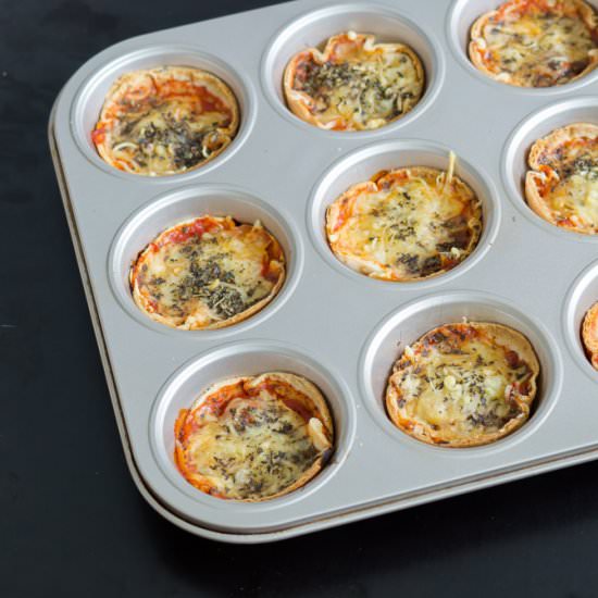 Pizza Wrap Muffins - Recipe photo by freudandfries