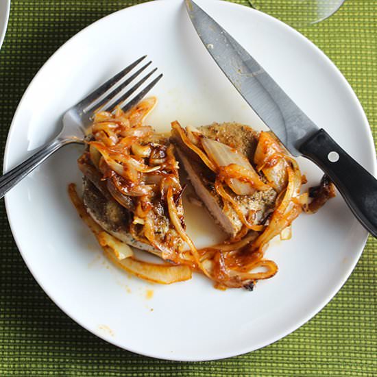 Cumin Sage Pork Chops & Onion Sauce - Recipe photo by Cooking Chat