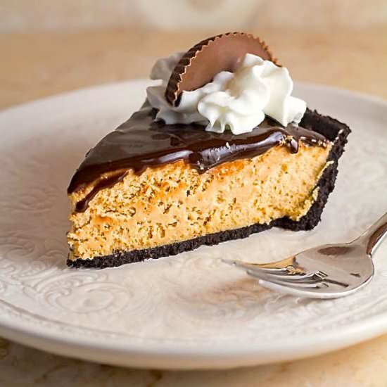 No-Bake Peanut Butter Pie - Recipe photo by Twointhekitchen