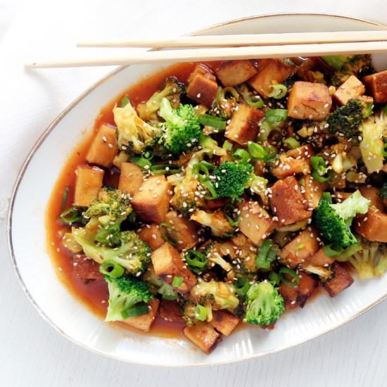 Broccoli and Tofu Sweet Sour - Recipe photo by adinutza