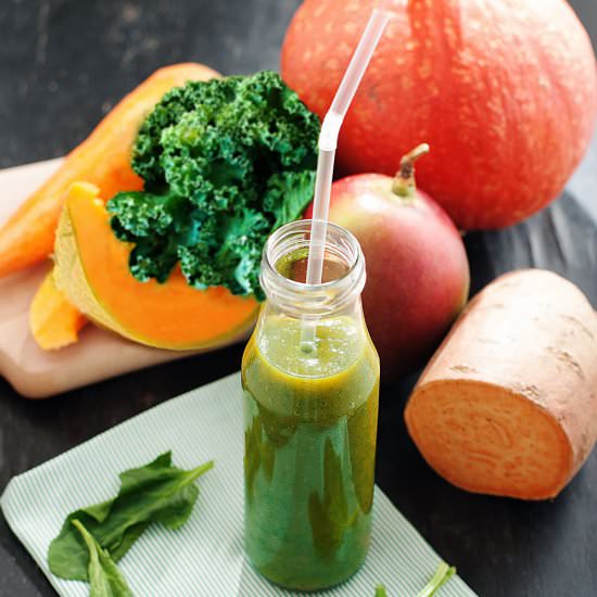 Sweet Beta Carotene Smoothie - Recipe photo by healthsomeness