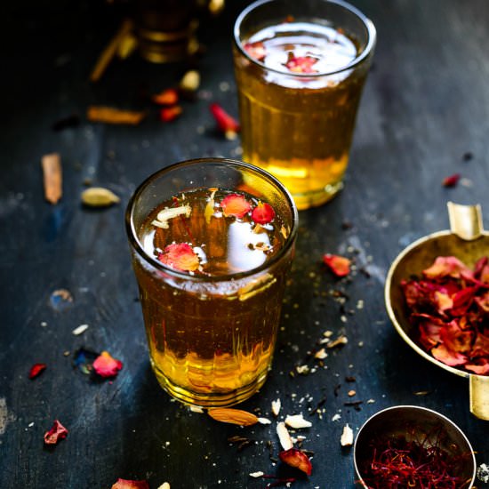 Kashmiri Kahwa - Recipe photo by Whiskaffair