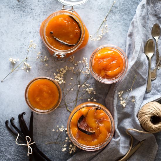 Low-Sugar Peach/Apricot Vanilla Jam - Recipe photo by mattersofthebelly